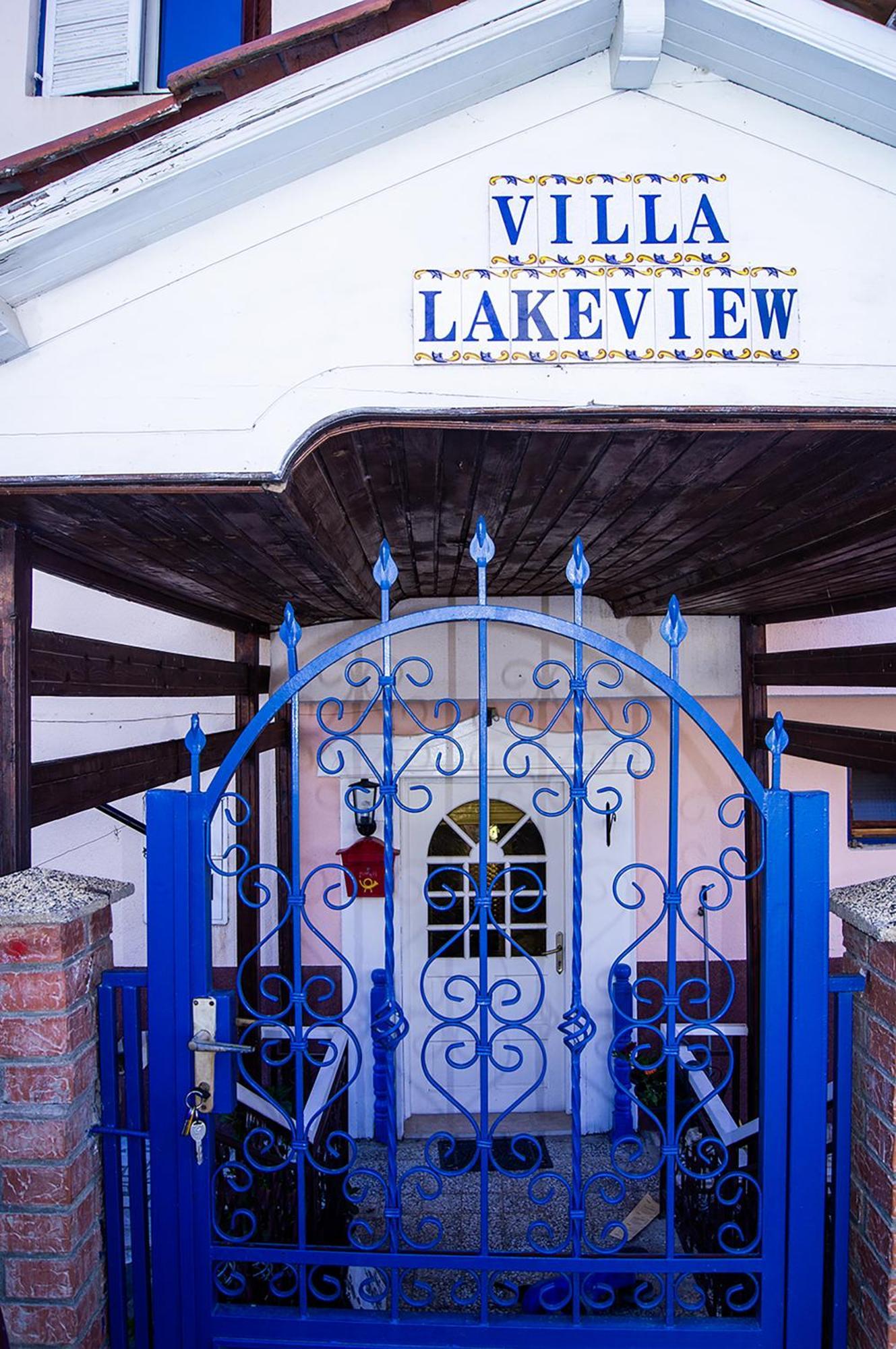 Villa Lakeview Paradise Пештани Экстерьер фото